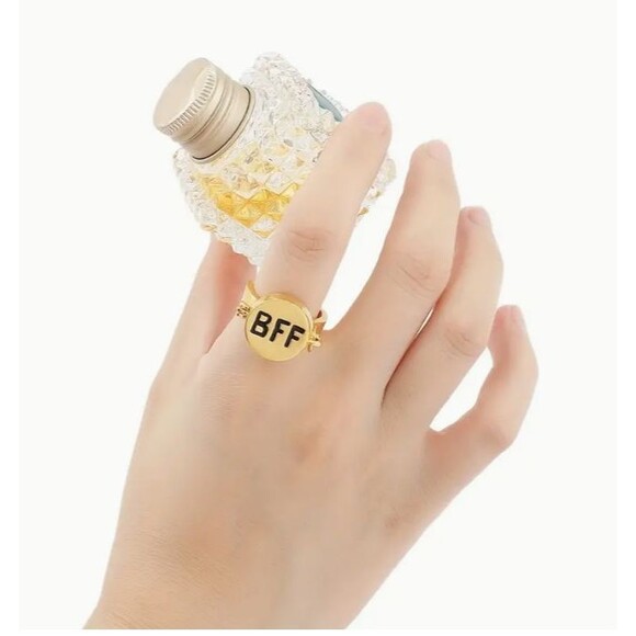 BFF Silver Rectangle Ring Size 8 Opens Secret Compartment Poison Ring - Picture 8 of 10